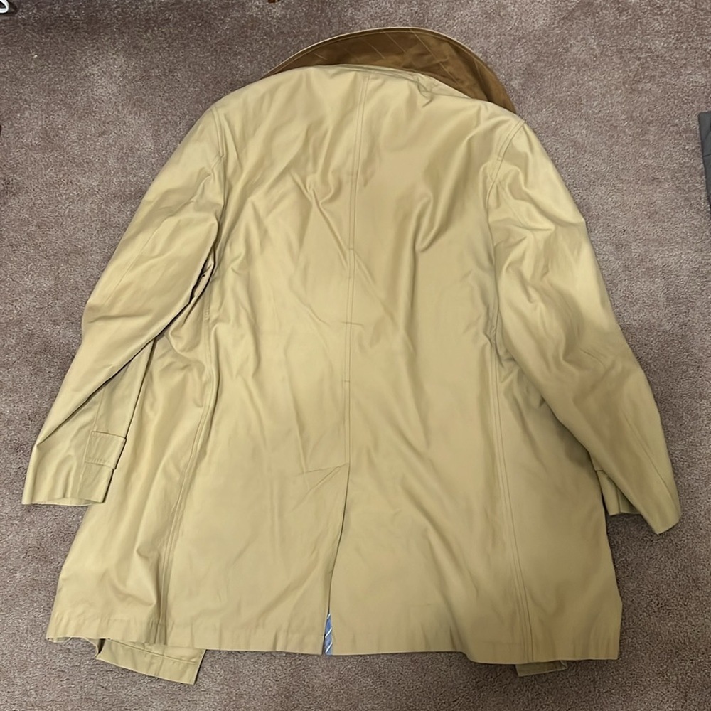 BROOKS BROTHERS Men’s Khaki Trench Coat Size L for Spring & Fall! Great w/ suit! - Picture 3 of 3